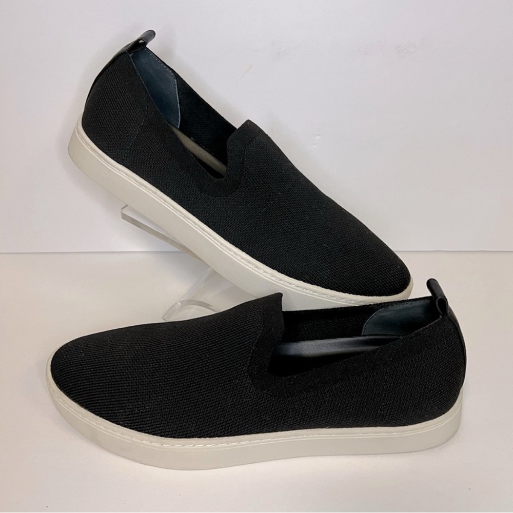 Banana Republic Flyknit Slip-On Sneaker